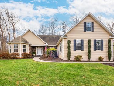 612 LONDON CT, Ruckersville, VA 22968