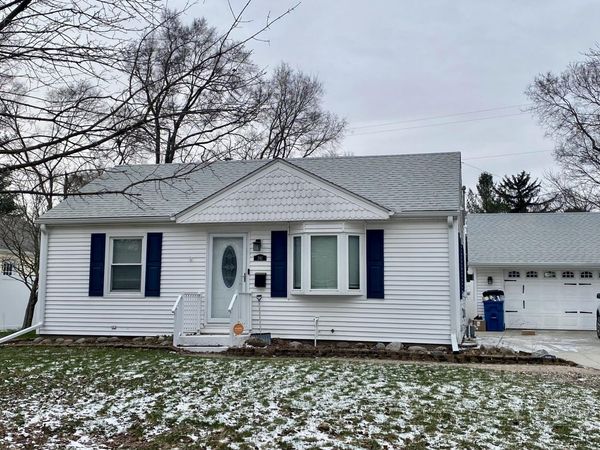 742 Riverside Drive, Battle Creek, MI 49015