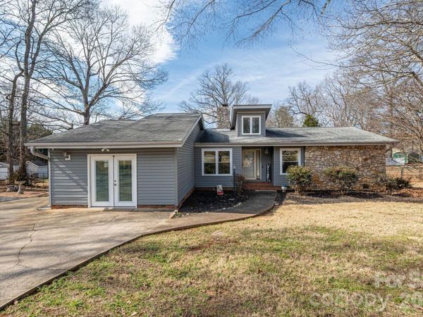 3005 Irish Street, Newton, NC 28658