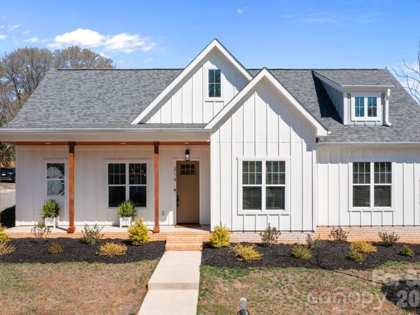214 S Cedar Street, Belmont, NC 28012