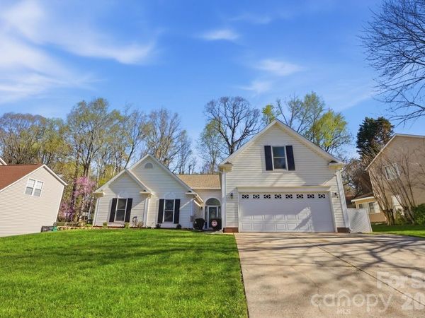 8540 Piccone Brook Lane, Charlotte, NC 28216