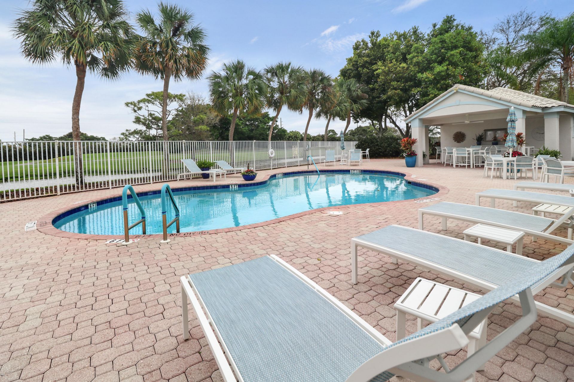 5671 S Fountains Drive S, Lake Worth, FL 33467 Photo