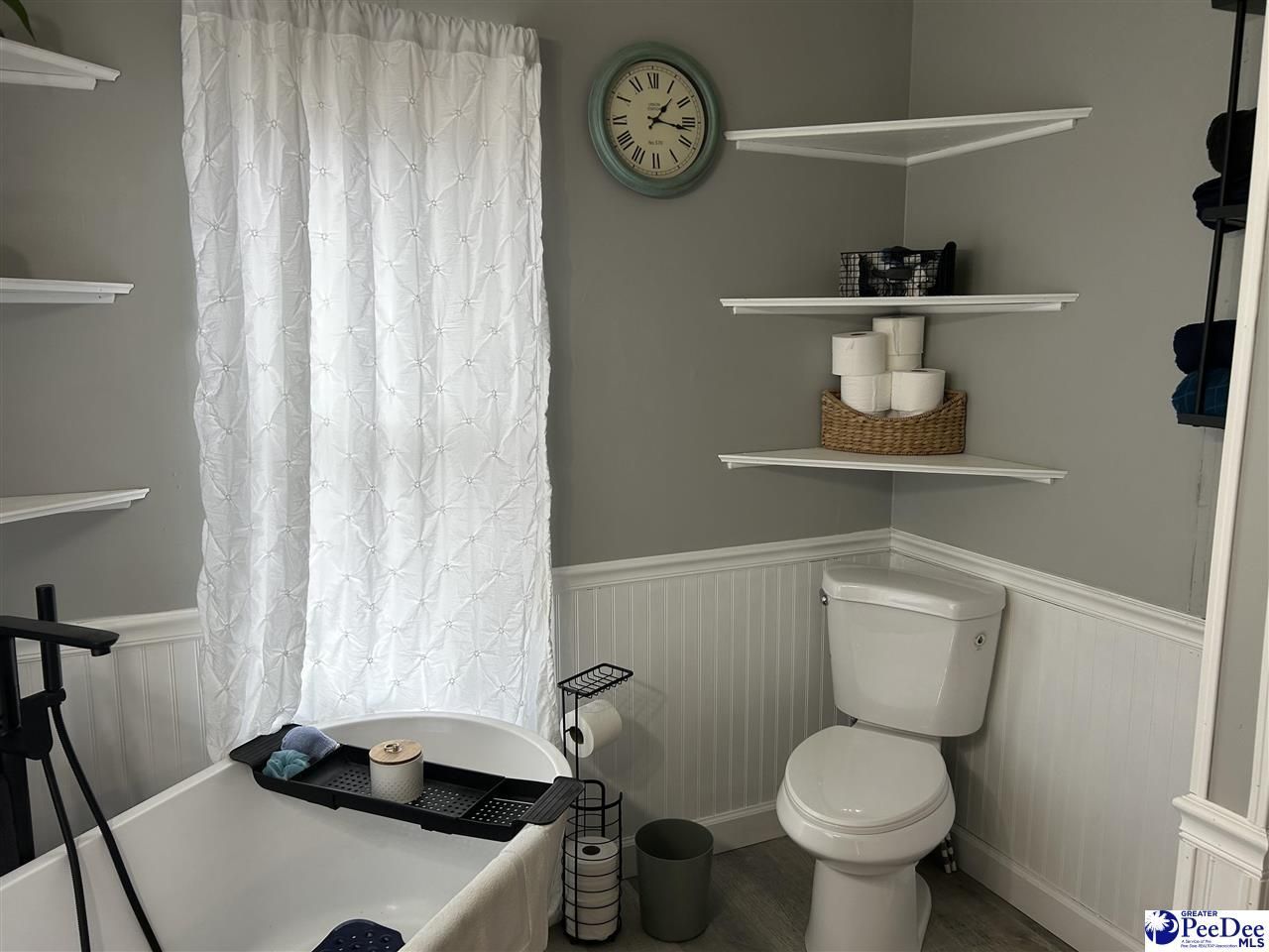 6102 Berry Rd Photo 8