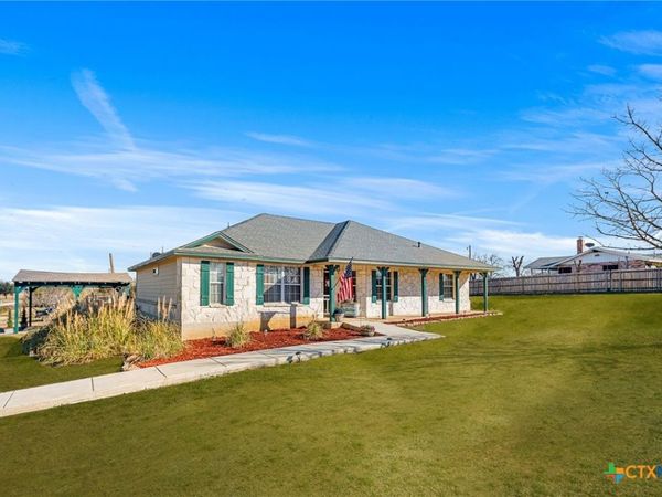 7914 Knowlton Road , San Antonio, TX 78263