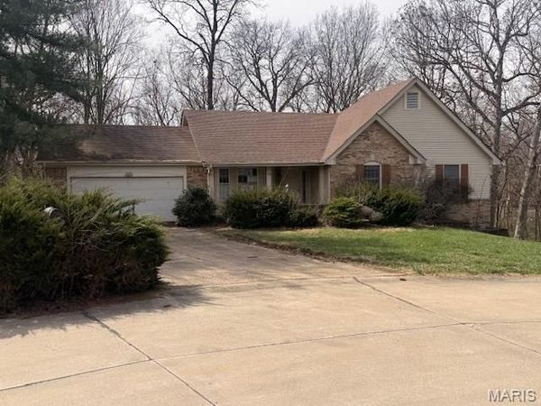 12 Scarlet Oak Court , Lake St Louis, MO 63367