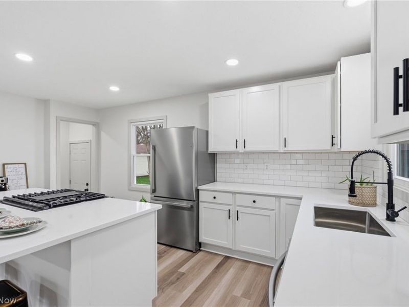 176 Grace Avenue , Barberton, OH 44203 Photo 14