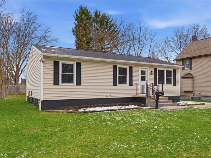 176 Grace Avenue , Barberton, OH 44203 Photo 2