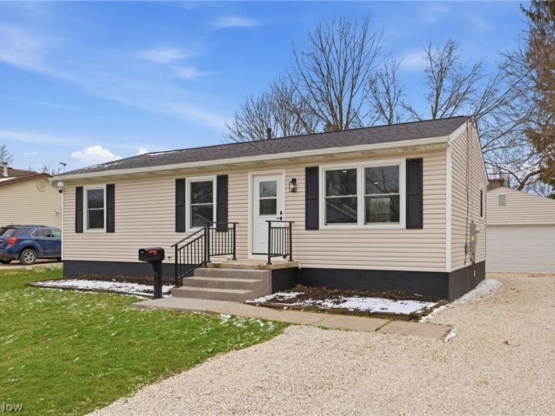 176 Grace Avenue , Barberton, OH 44203 Photo 3