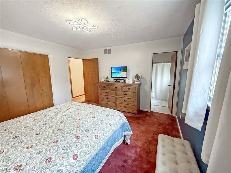 284 Old Oak Drive, Cortland, OH 44410 Photo 15