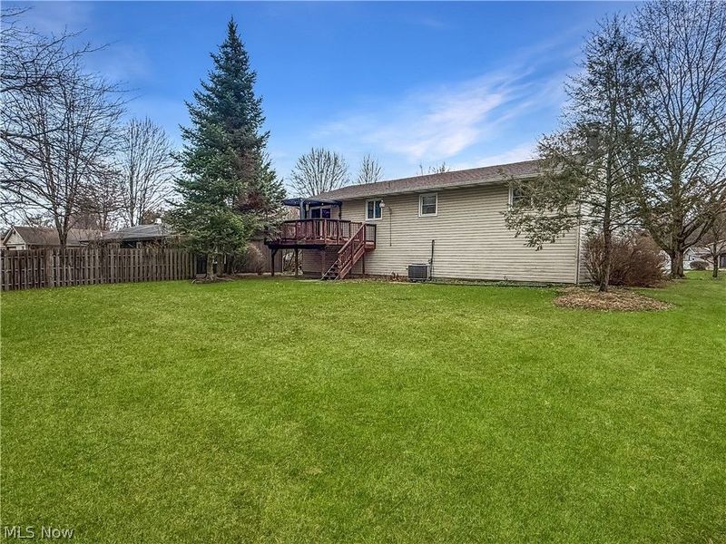 284 Old Oak Drive, Cortland, OH 44410 Photo 32