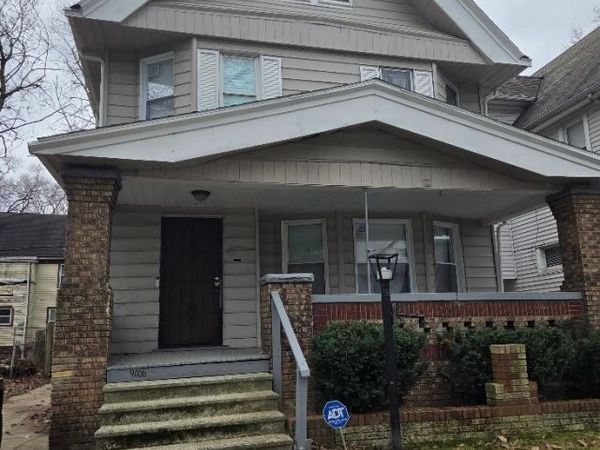 9006 Columbia Avenue, Cleveland, OH 44108