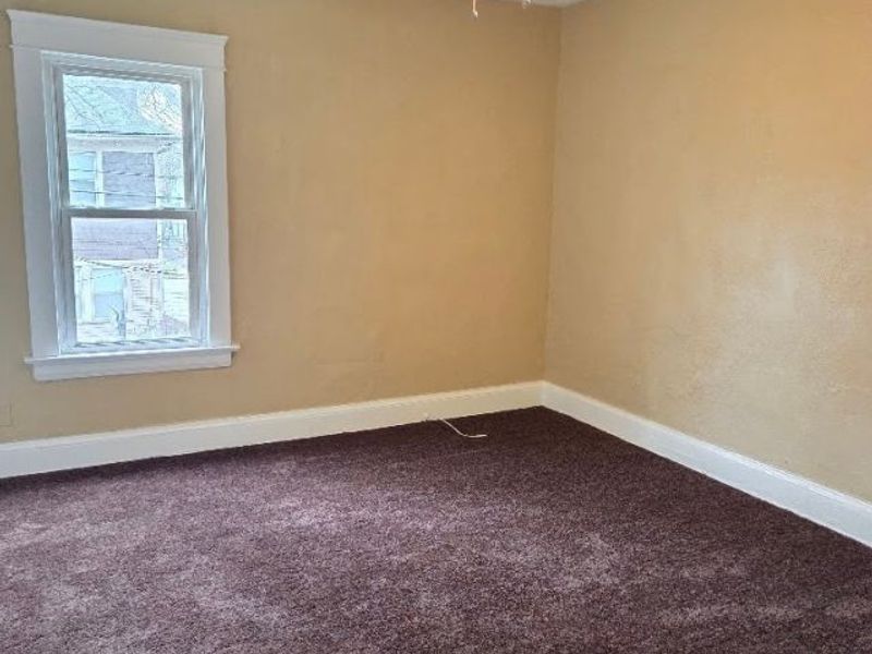 9006 Columbia Avenue, Cleveland, OH 44108 Photo 10