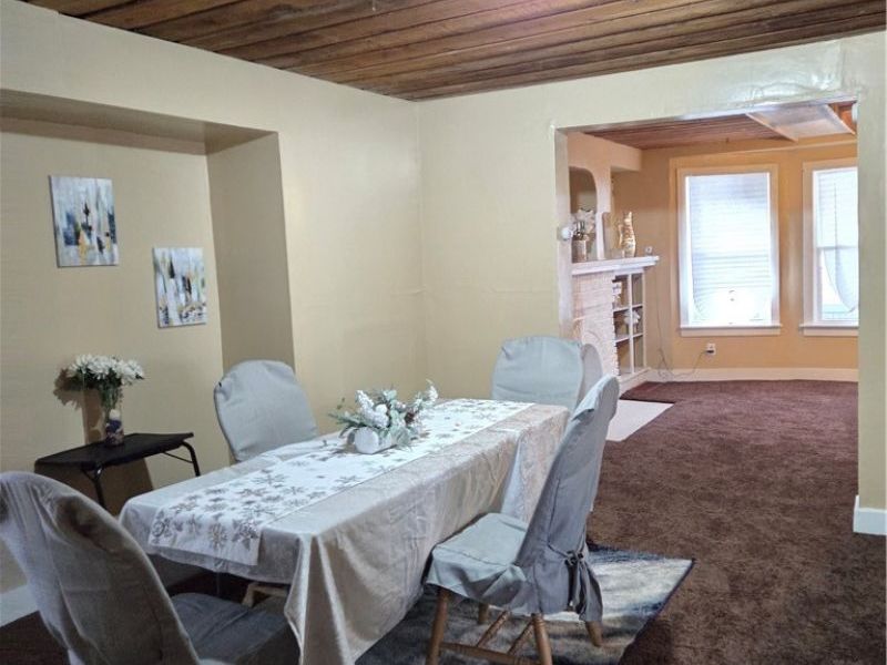 9006 Columbia Avenue, Cleveland, OH 44108 Photo 11