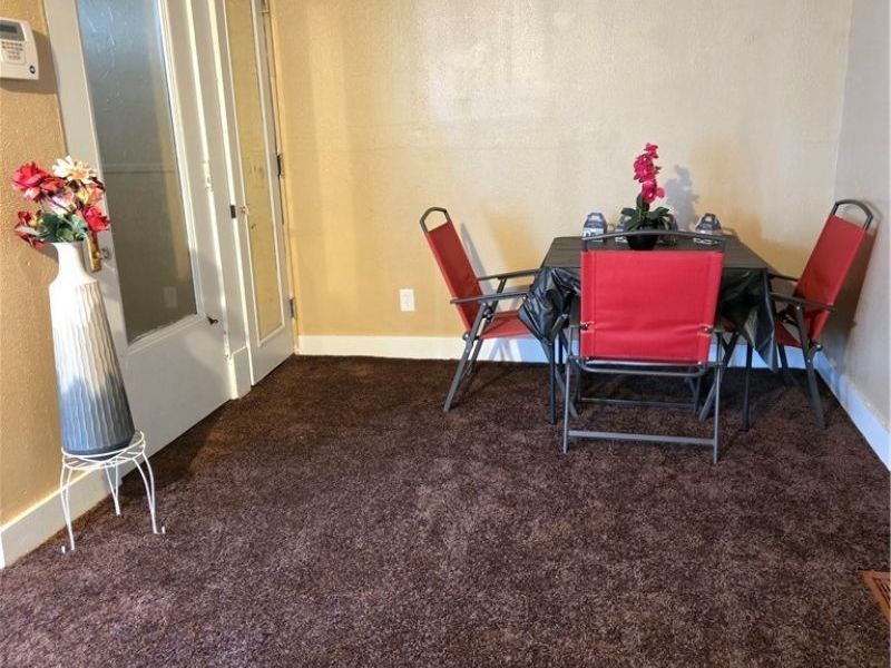 9006 Columbia Avenue, Cleveland, OH 44108 Photo 13