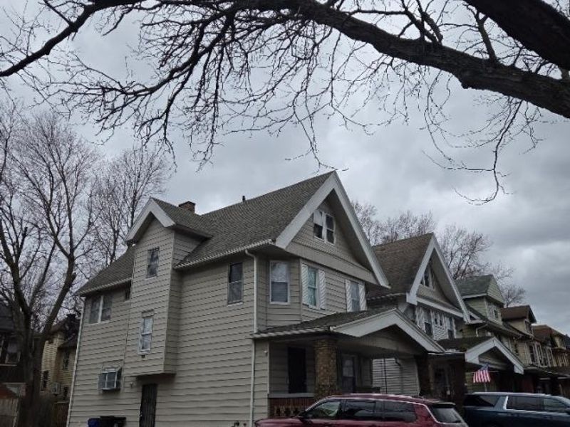 9006 Columbia Avenue, Cleveland, OH 44108 Photo 2