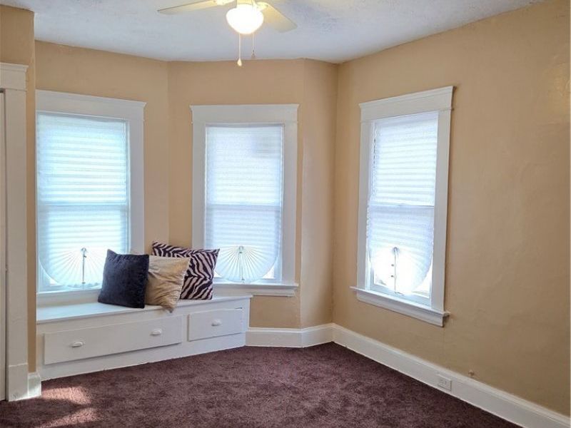 9006 Columbia Avenue, Cleveland, OH 44108 Photo 23