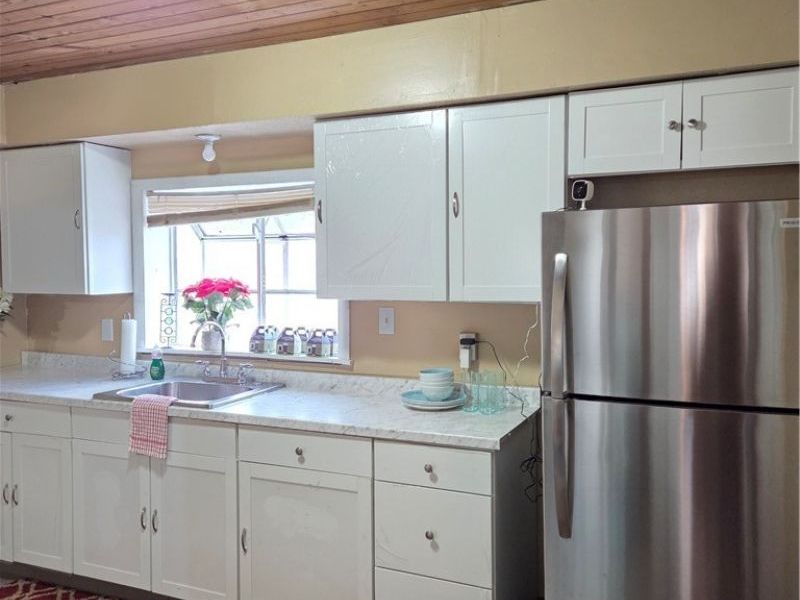 9006 Columbia Avenue, Cleveland, OH 44108 Photo 5