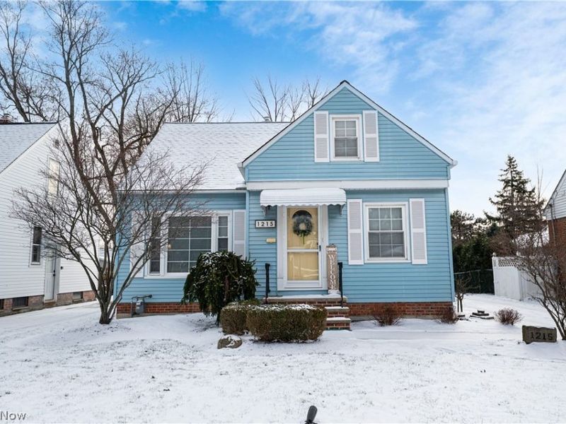 1215 Washington Boulevard , Mayfield Heights, OH 44124 Photo 2