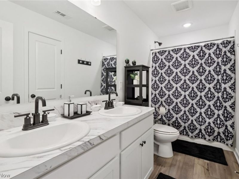 110 Harvest Way, Elyria, OH 44035 Photo 17