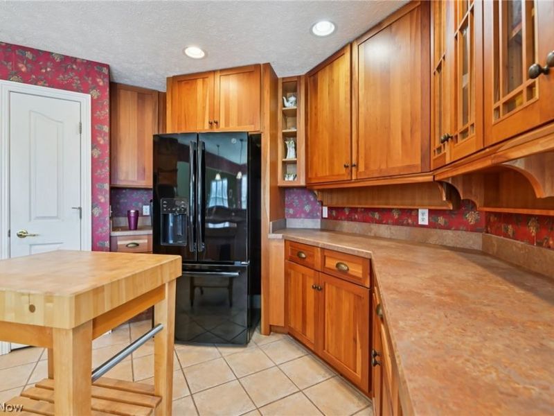 116 Squires Lane, Chardon, OH 44024 Photo 7