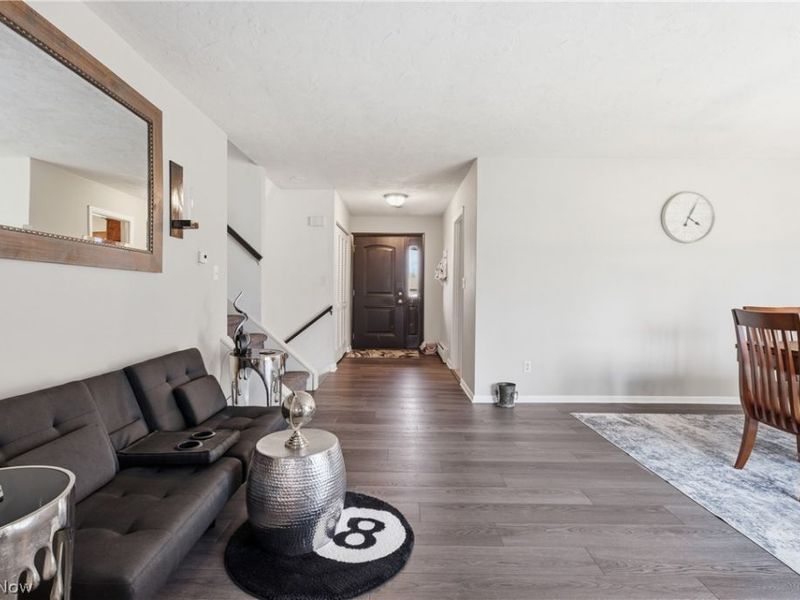 5227 Clovelly Drive , Lorain, OH 44053 Photo 14