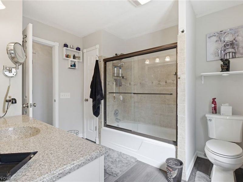 5227 Clovelly Drive , Lorain, OH 44053 Photo 30