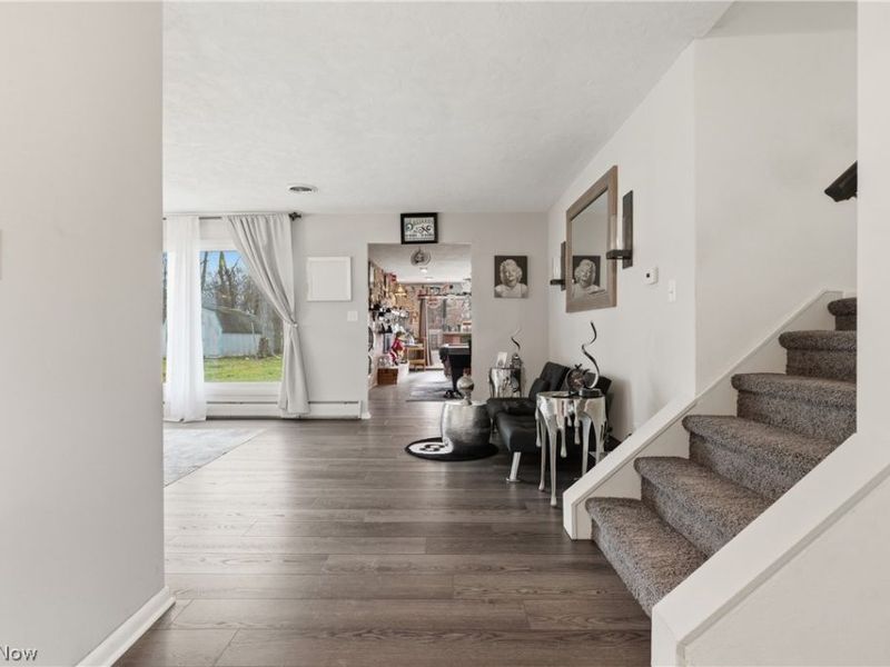 5227 Clovelly Drive , Lorain, OH 44053 Photo 4