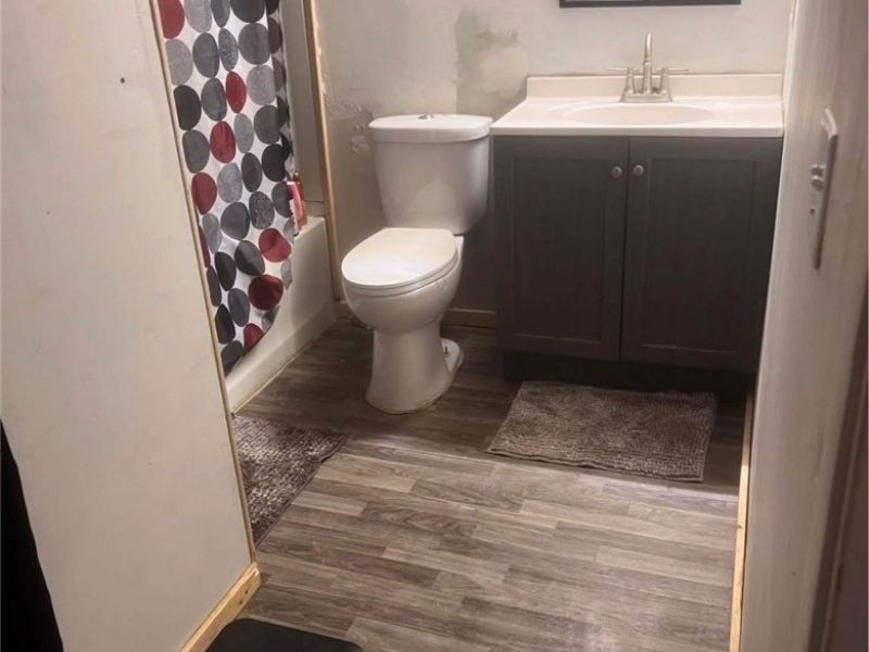 110 W Arch Street , Port Washington, OH 43837 Photo 9