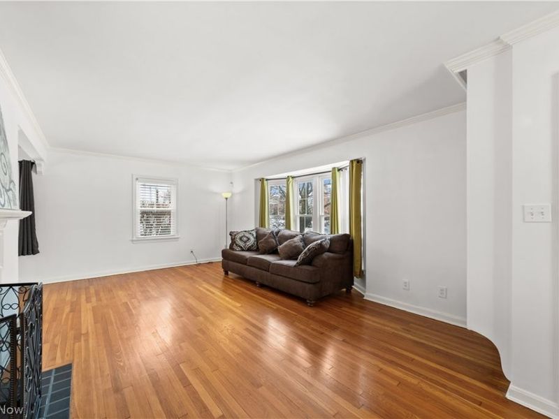 3929 Washington Boulevard, University Heights, OH 44118 Photo 4