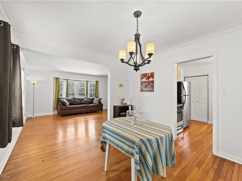 3929 Washington Boulevard, University Heights, OH 44118 Photo 9