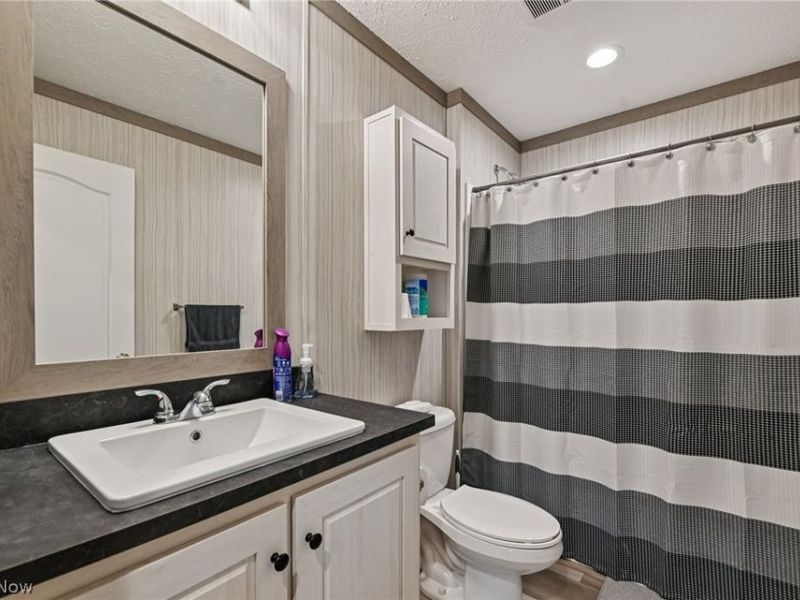 2706 Barn Drive SW, Canton, OH 44706 Photo 16