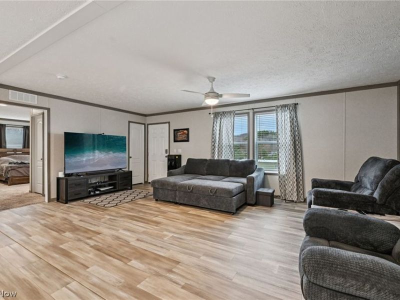 2706 Barn Drive SW, Canton, OH 44706 Photo 20