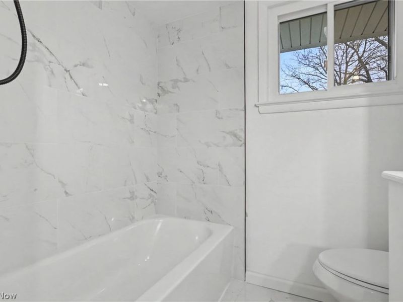 6321 Barton Road, North Olmsted, OH 44070 Photo 25