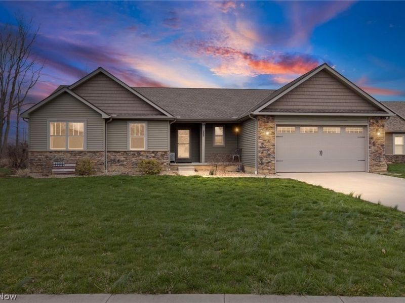 283 Woodland Court, Wellington, OH 44090 Photo 1