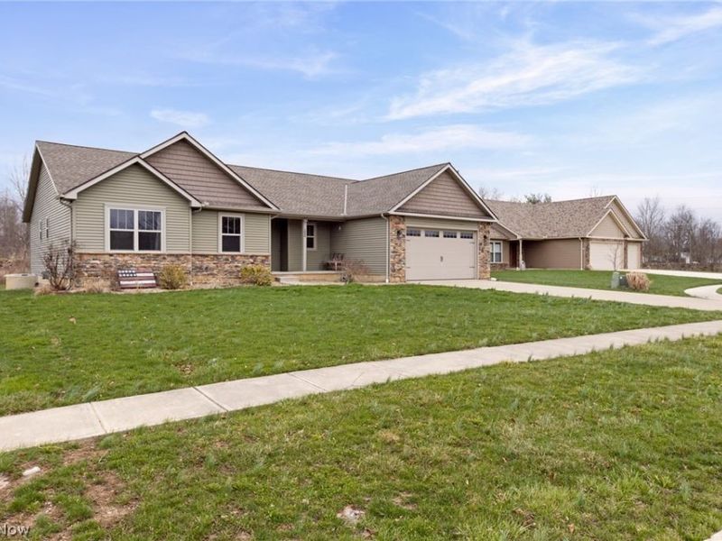 283 Woodland Court, Wellington, OH 44090 Photo 3