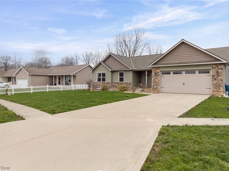 283 Woodland Court, Wellington, OH 44090 Photo 4