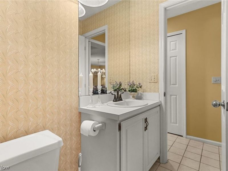 31002 Arlington Circle, Bay Village, OH 44140 Photo 22