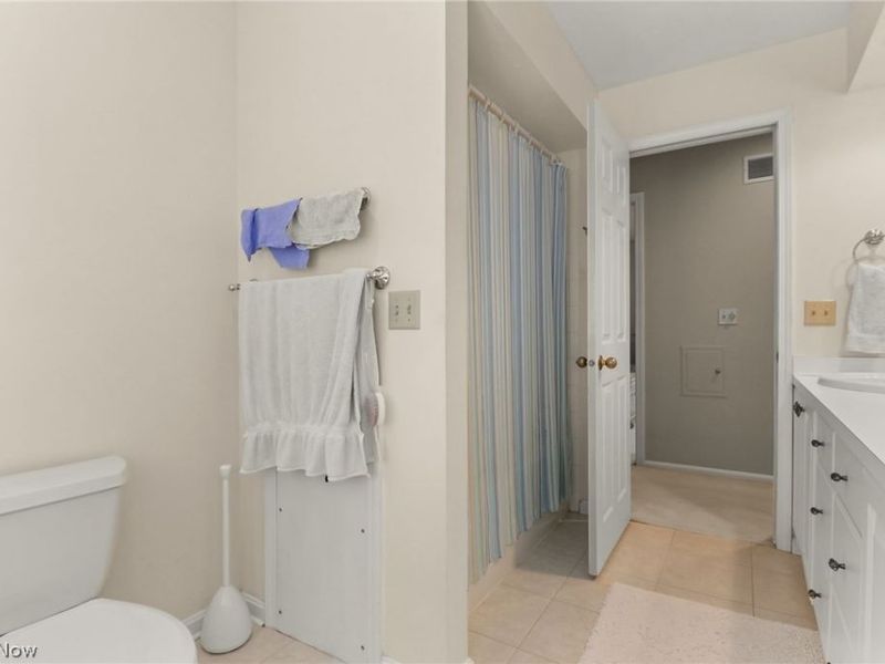 31002 Arlington Circle, Bay Village, OH 44140 Photo 30