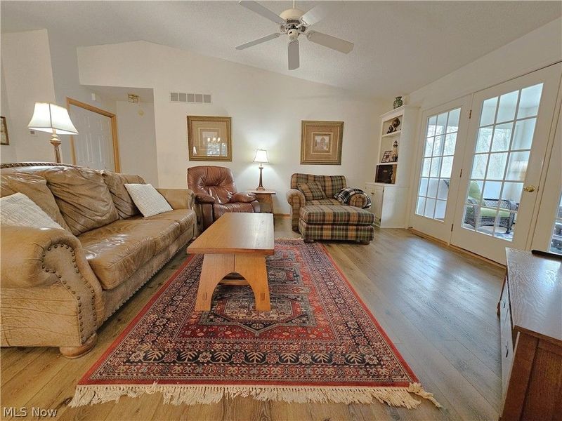 2596 Eastwood Drive , Wooster, OH 44691 Photo 8