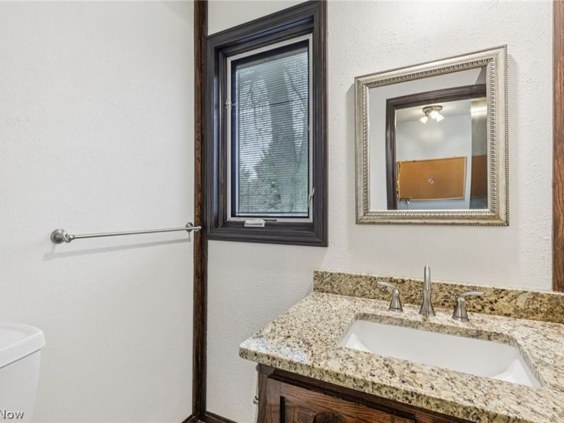 1282 Ledgewood Drive, Akron, OH 44333 Photo 18