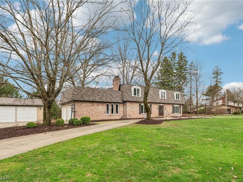 1282 Ledgewood Drive, Akron, OH 44333 Photo 4