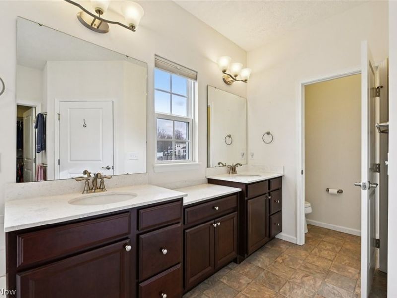 31865 Suncrest Circle, North Ridgeville, OH 44039 Photo 14