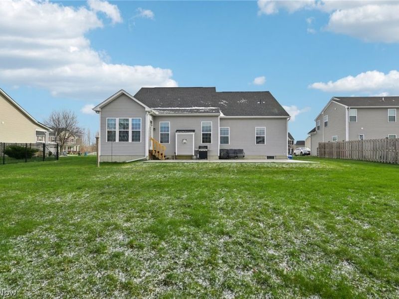 31865 Suncrest Circle, North Ridgeville, OH 44039 Photo 31