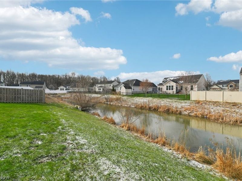 31865 Suncrest Circle, North Ridgeville, OH 44039 Photo 34