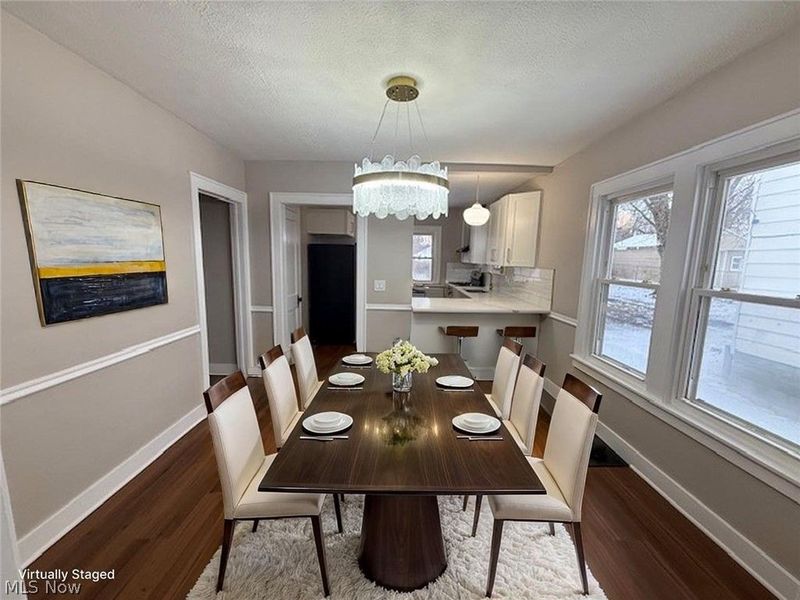 12403 Park Knoll Drive, Garfield Heights, OH 44125 Photo 5