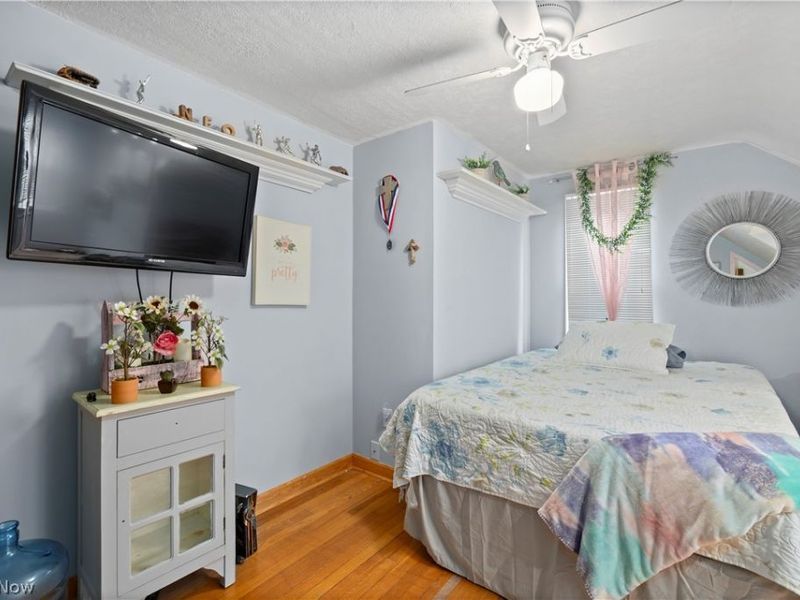 347 Ohio Street , Elyria, OH 44035 Photo 22