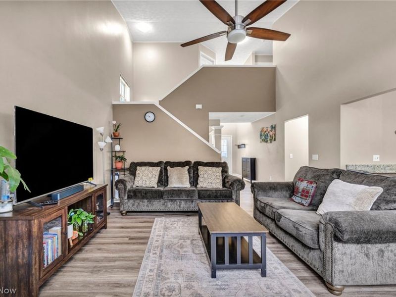 14825 Thornton Drive, North Royalton, OH 44133 Photo 8