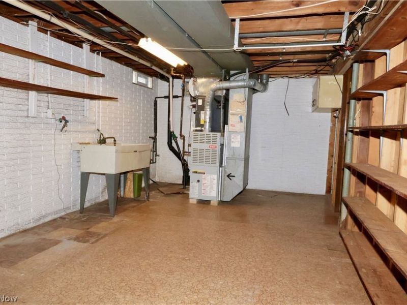 693 Idlewood Avenue , Sheffield Lake, OH 44054 Photo 26