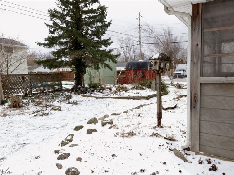 693 Idlewood Avenue , Sheffield Lake, OH 44054 Photo 30