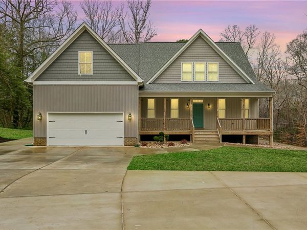 109 N Cove Road , Williamsburg, VA 23188